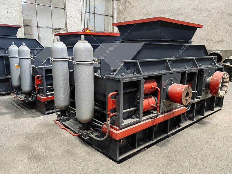 玄武巖制砂能替代河沙用于混凝土嗎?使用對輥破碎機怎么樣?