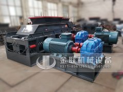 2PG1510大型直連式液壓對(duì)輥破碎機(jī)發(fā)貨圖片
